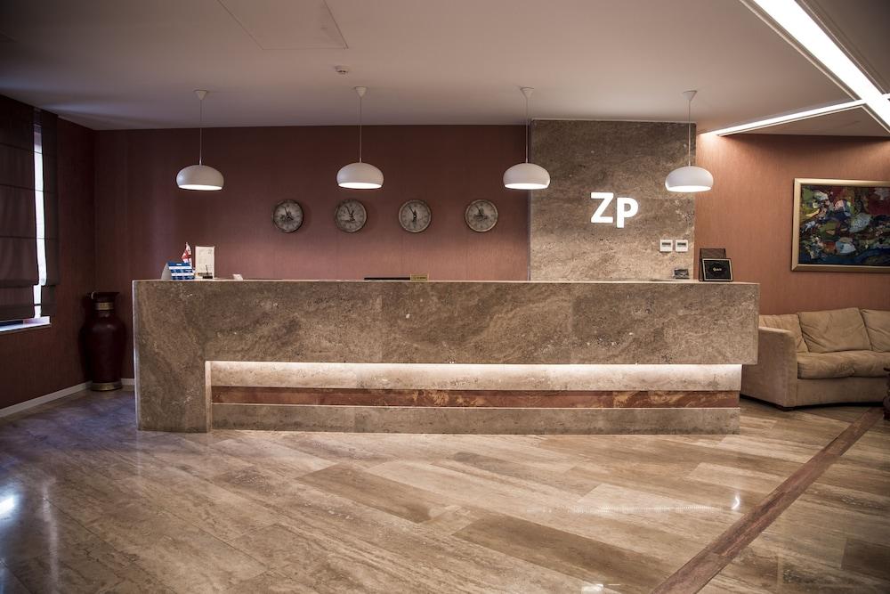 Zp Palace 4*